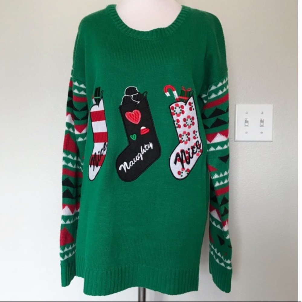 New Christmas Holiday Sweater w Stockings w Scarf